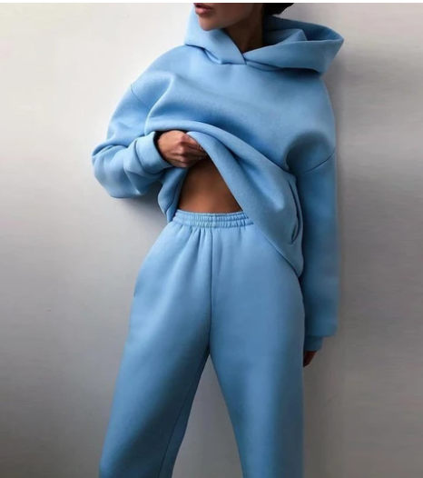 Elevate Your Casual Style with the Women's Hooded Sweater Two-Piece Suit