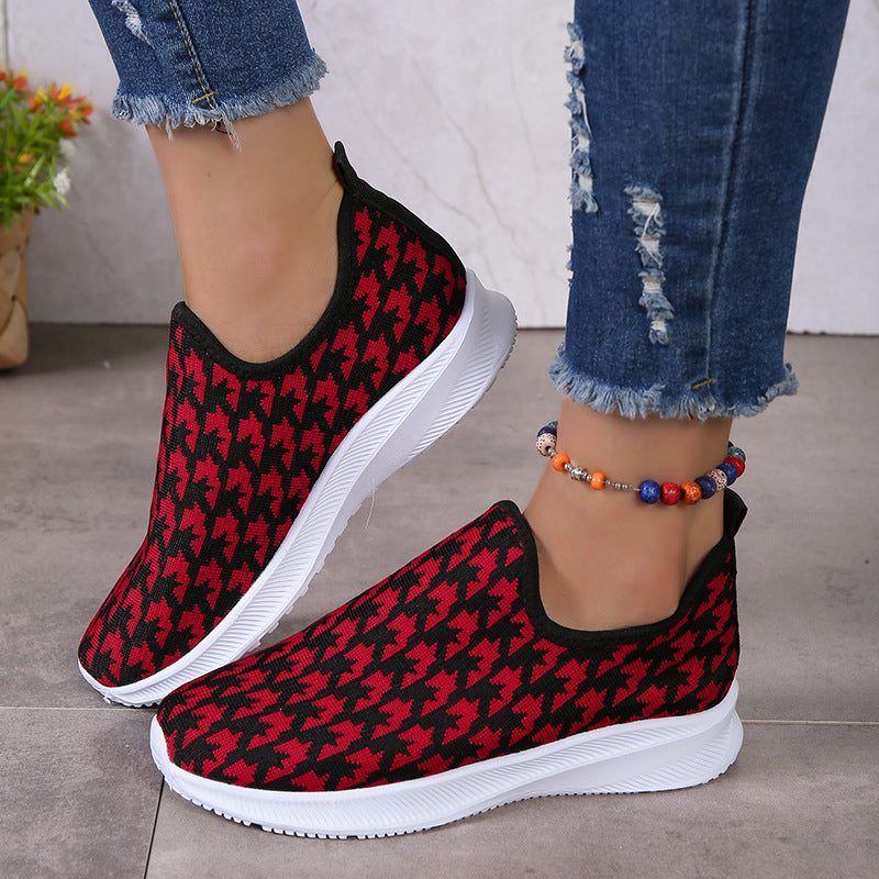 Step into Fashionable Comfort with Houndstooth Print Sneakers