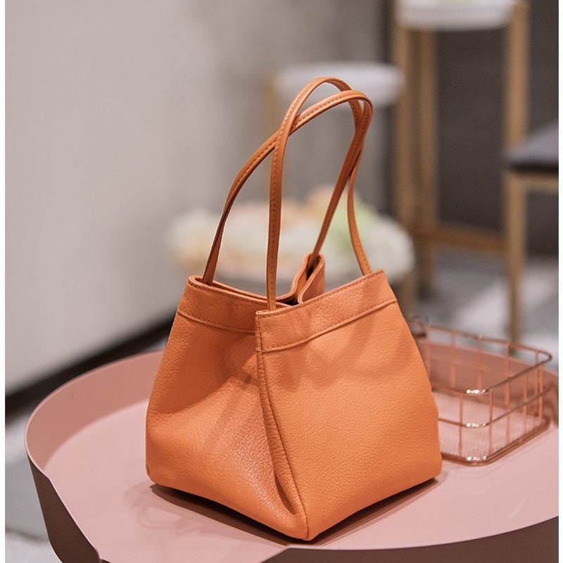 Elevate Your Style with the Fashion Ins Bucket Bag - A Chic Statement Piece