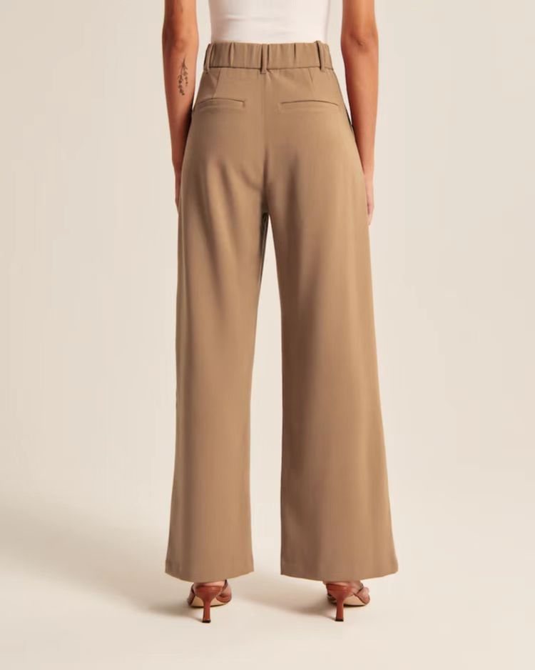 Elevate Your Wardrobe: High Waist Straight Trousers with Pockets